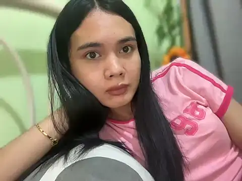 Snapshot of devine_goddess chatting on February 27, 11:21 am devine goddess online show from February 27, 11:21 am