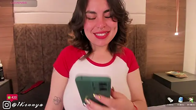 Kennya Rodriguez online show from December 2, 7:47 am