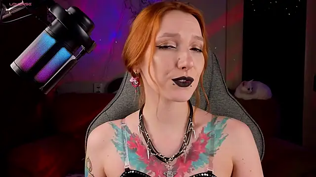 Vamp Mila online show from April 23, 4:42 pm