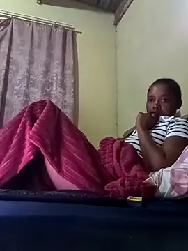 Snapshot of SexyTiger27 chatting on February 3, 1:48 am SexyTiger27 online show from February 3, 1:48 am