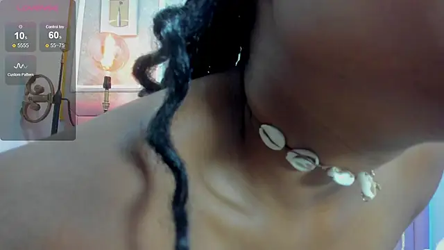 Snapshot of Luna_cocoa chatting on February 3, 12:43 pm Luna cocoa online show from February 3, 12:43 pm