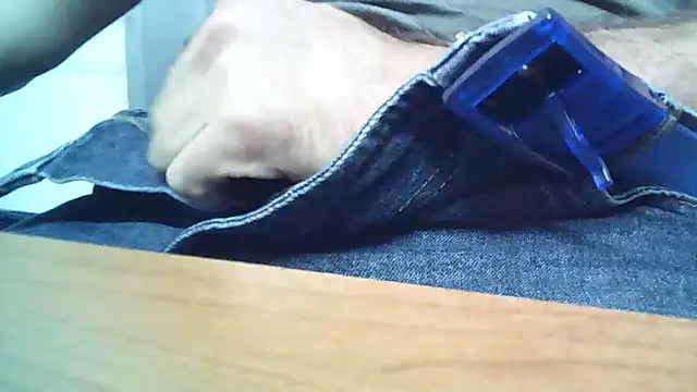 elegantblack online show from May 8, 11:48 am