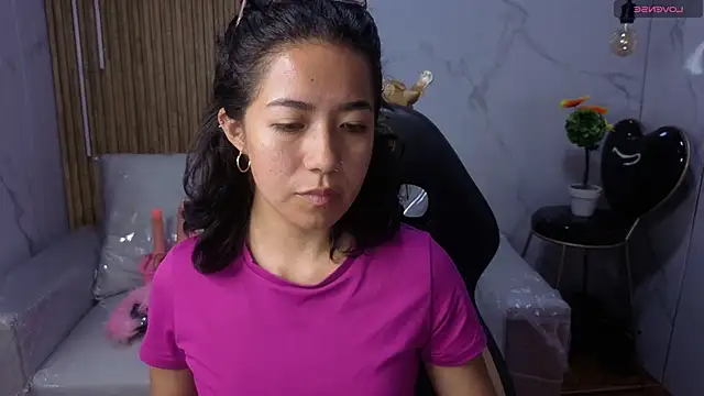 Lynn turner online show from April 6, 12:28 pm