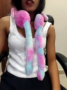 Snapshot of -Sapna001 chatting on February 15, 7:43 pm -Sapna001 online show from February 15, 7:43 pm