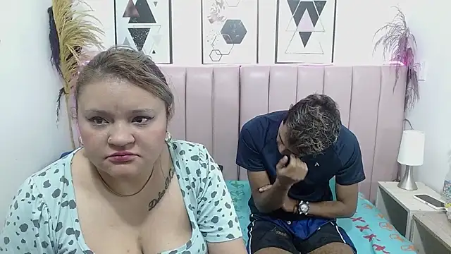 Snapshot of Cecilia_and_Carlos chatting on February 10, 3:43 am Cecilia and Carlos online show from February 10, 3:43 am