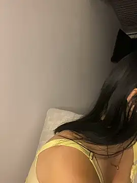  HannahFox  online show from February 22, 12:12 am