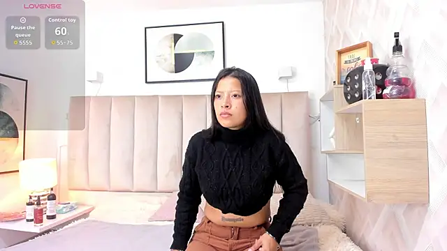 double temptation  online show from May 21, 7:10 pm