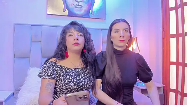 Snapshot of Valkiria-and-Dione chatting on February 28, 1:56 pm Valkiria-and-Dione online show from February 28, 1:56 pm