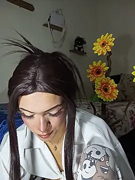 NathalialLooes online show from June 3, 3:06 pm