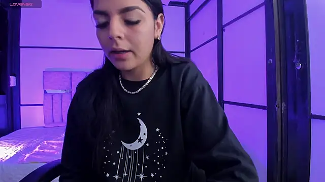 KarelyMitchel online show from February 7, 1:59 pm