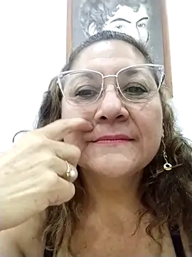 Snapshot of JULIETA_21- chatting on February 24, 12:03 pm JULIETA 21- online show from February 24, 12:03 pm
