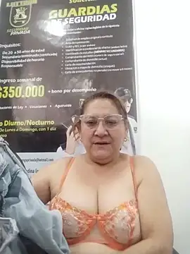 Snapshot of JULIETA_21- chatting on June 19, 1:04 pm JULIETA 21- online show from June 19, 1:04 pm
