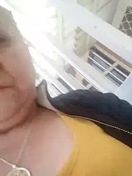 Snapshot of JULIETA_21- chatting on July 8, 1:37 pm JULIETA 21- online show from July 8, 1:37 pm