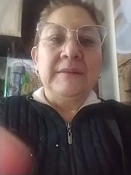 Snapshot of JULIETA_21- chatting on July 9, 1:42 am JULIETA 21- online show from July 9, 1:42 am