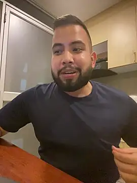 Snapshot of Dalton_s chatting on February 4, 2:17 am Dalton s online show from February 4, 2:17 am