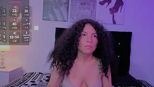 Zoe-yanin online show from February 28, 6:42 pm