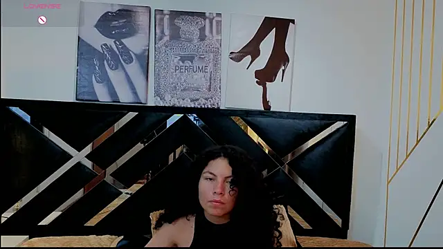 Zoe-yanin online show from April 1, 6:49 pm