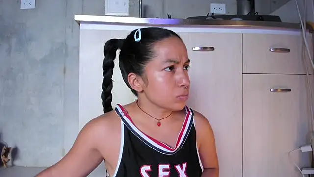 chiarafustox online show from July 11, 6:21 pm