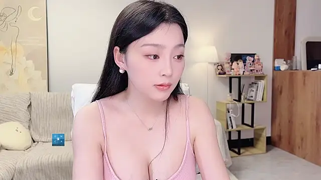 Snapshot of TaixiDiary chatting on May 7, 11:59 am TaixiDiary online show from May 7, 11:59 am