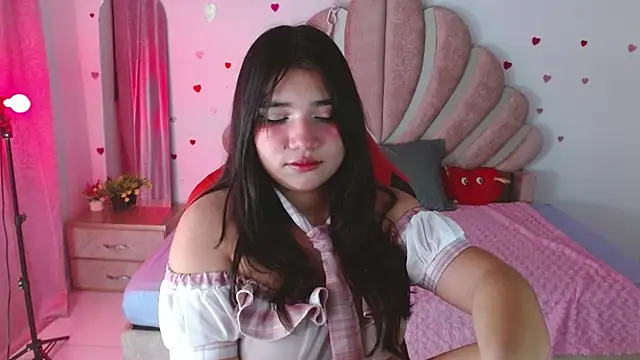 mia fox666 online show from April 16, 12:33 am