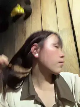 Snapshot of kekely chatting on February 24, 1:42 pm kekely online show from February 24, 1:42 pm