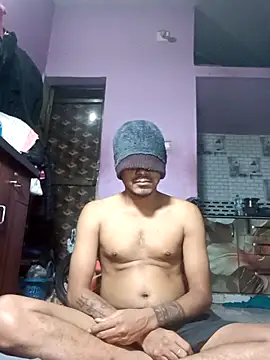 Snapshot of Fetish-Couple2 chatting on February 4, 8:14 pm Fetish-Couple2 online show from February 4, 8:14 pm