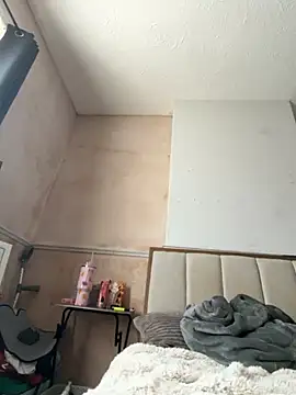 Paige love online show from March 17, 10:29 am