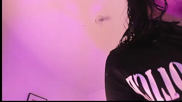 Snapshot of im_tiffany_ chatting on February 9, 4:16 am im tiffany online show from February 9, 4:16 am