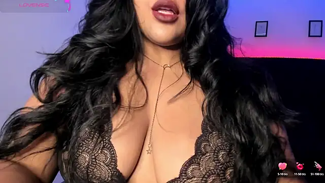 Snapshot of Kamala_Khan_Tx chatting on July 28, 6:20 pm Kamala Khan Tx online show from July 28, 6:20 pm