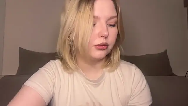 Ophelia Ritz online show from March 7, 9:56 pm