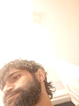 TrndSettr online show from February 26, 1:15 am