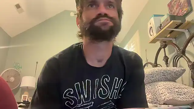 TrndSettr online show from March 20, 10:14 pm