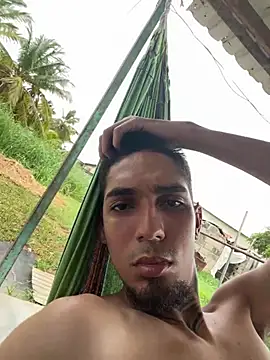 Snapshot of Stiward_newman chatting on July 20, 3:47 pm Stiward newman online show from July 20, 3:47 pm