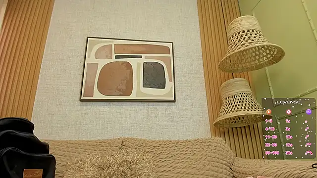 Snapshot of Kitty_Wild_19 chatting on February 26, 7:35 pm Kitty Wild 19 online show from February 26, 7:35 pm