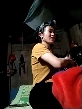 Snapshot of bemupcute chatting on February 2, 12:15 pm bemupcute online show from February 2, 12:15 pm