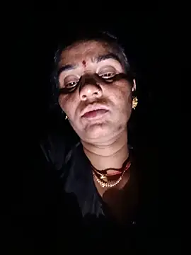 Snapshot of Muskan44s chatting on May 18, 9:42 pm Muskan44s online show from May 18, 9:42 pm