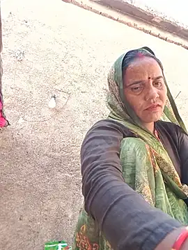Snapshot of Muskan44s chatting on May 19, 1:56 am Muskan44s online show from May 19, 1:56 am