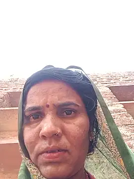 Snapshot of Muskan44s chatting on May 28, 2:09 am Muskan44s online show from May 28, 2:09 am