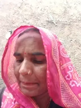 Snapshot of Muskan44s chatting on June 15, 1:19 am Muskan44s online show from June 15, 1:19 am