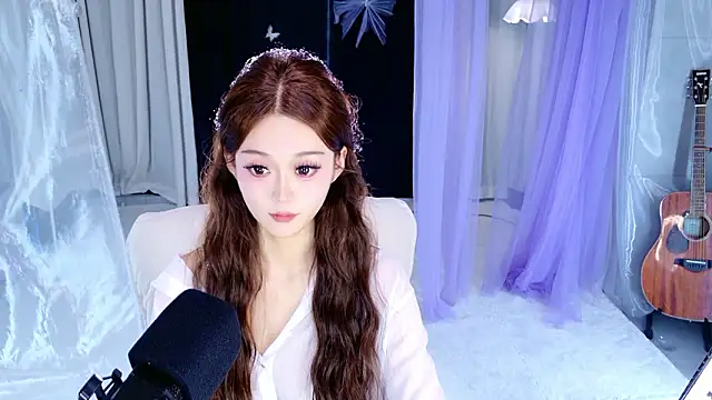 Snapshot of Dancer_Lucky-Nini chatting on February 6, 9:34 am Dancer Lucky-Nini online show from February 6, 9:34 am