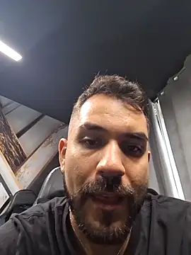 Snapshot of noa_desire chatting on February 1, 9:46 pm noa desire online show from February 1, 9:46 pm