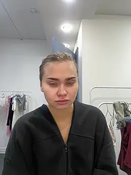 Snapshot of MonicaWestt chatting on February 16, 6:53 am MonicaWestt online show from February 16, 6:53 am