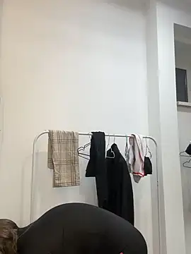 Snapshot of MonicaWestt chatting on February 20, 6:48 am MonicaWestt online show from February 20, 6:48 am