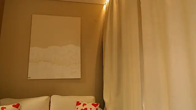 BluueSilk online show from March 3, 9:33 am