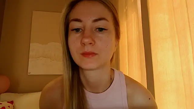 BluueSilk online show from March 10, 7:42 am