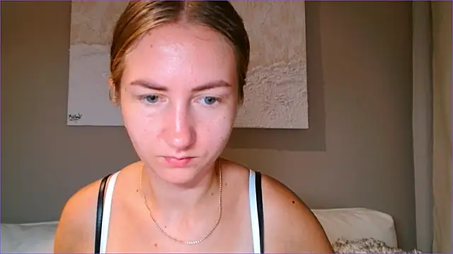 BluueSilk online show from October 24, 6:10 am