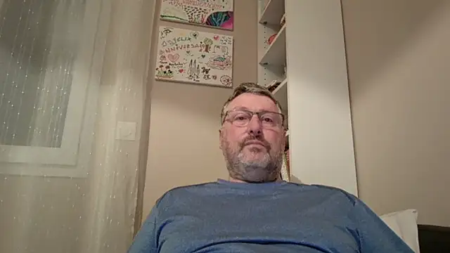 doudou310 online show from February 25, 5:50 am