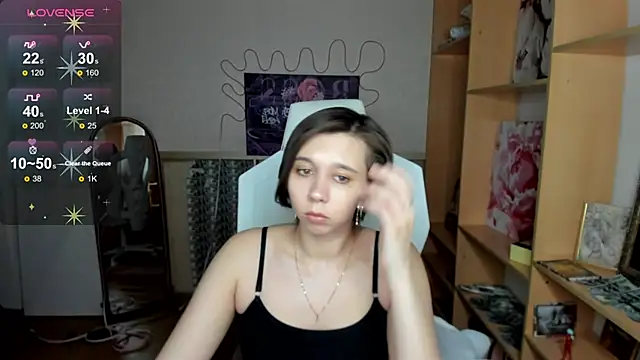 Snapshot of Scarlet_Sirenn chatting on February 27, 10:04 am Scarlet Sirenn online show from February 27, 10:04 am