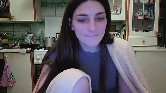 Snapshot of Helgamunn chatting on March 5, 6:26 pm Helgamunn online show from March 5, 6:26 pm