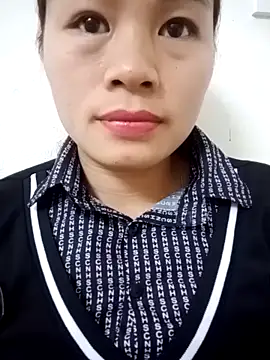 Snapshot of l_kiss chatting on February 23, 12:02 pm l kiss online show from February 23, 12:02 pm